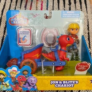 Dino Ranch Jon & Blitz’s Chariot Pull Back and go Kart Disney jr. Show